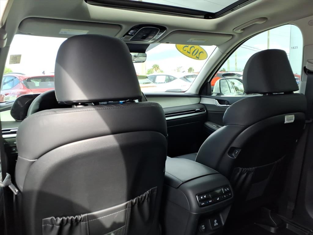 2025 Hyundai PALISADE SEL Premium