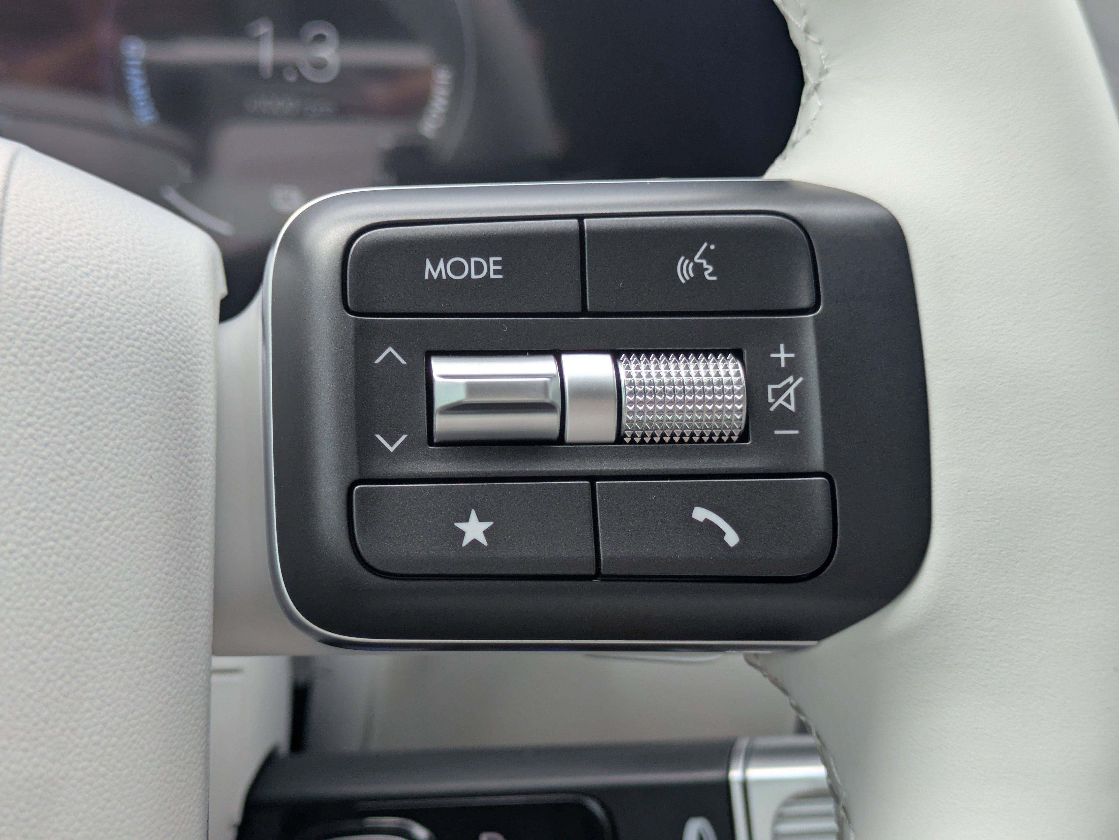 2026 Hyundai PALISADE HYBRID SEL Premium 8P
