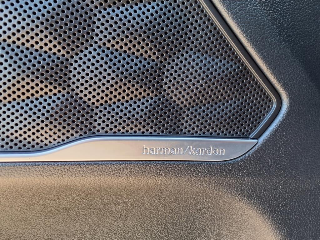 2021 Hyundai SANTA FE HYBRID SEL Premium