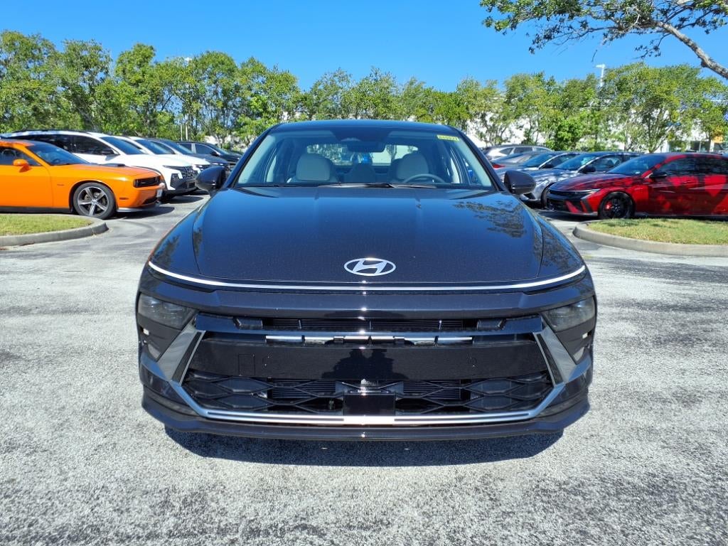 2025 Hyundai SONATA SE