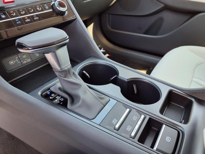 2025 Hyundai SONATA SE