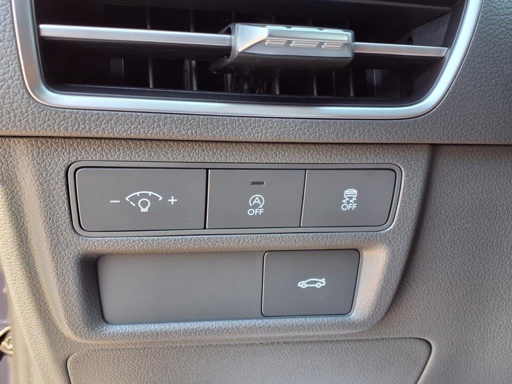 2025 Hyundai SONATA SE