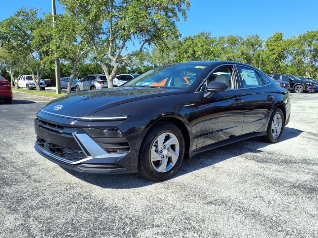 2025 Hyundai SONATA SE
