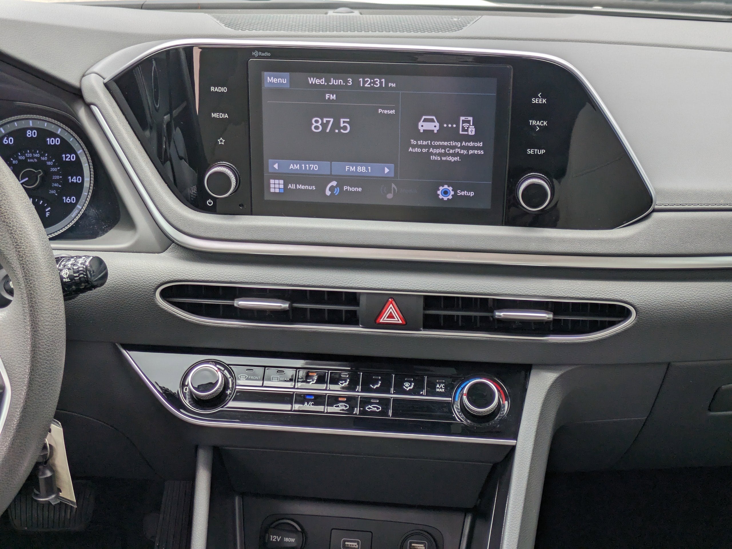 2023 Hyundai SONATA SE