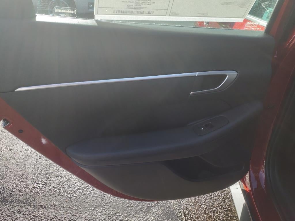 2025 Hyundai SONATA SE