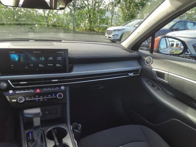 2025 Hyundai SONATA SE