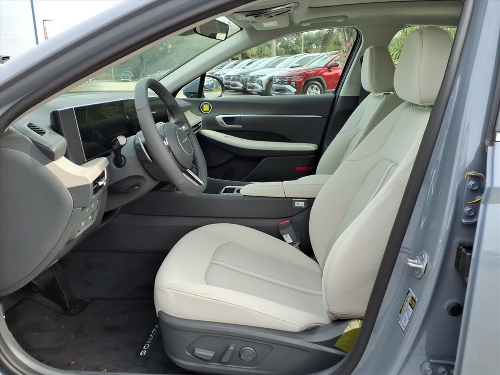 2026 Hyundai SONATA HYBRID SEL