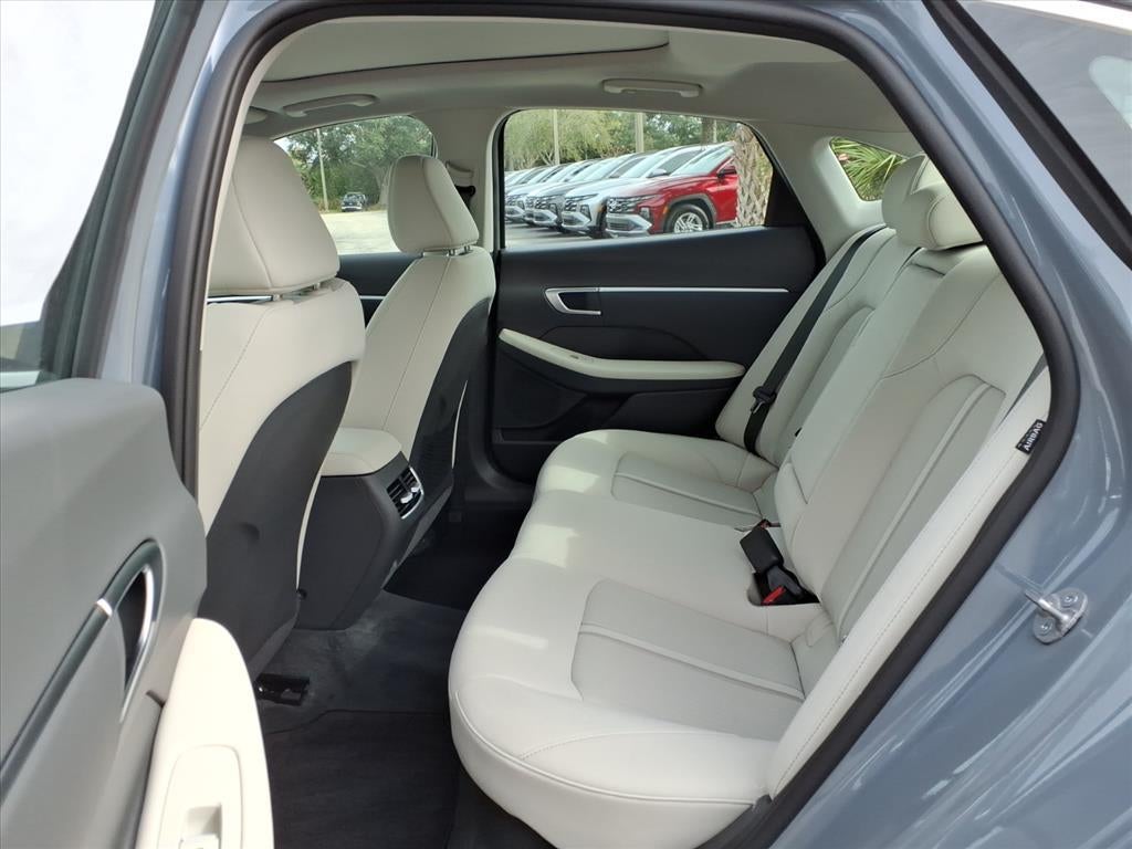 2026 Hyundai SONATA HYBRID SEL