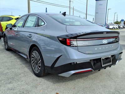 2026 Hyundai SONATA HYBRID SEL