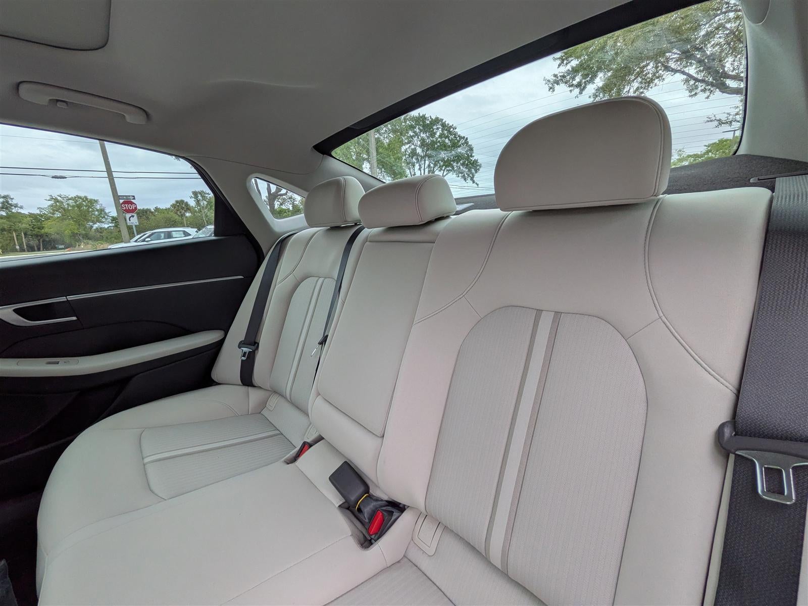 2026 Hyundai SONATA HYBRID SEL