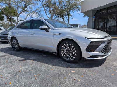 2026 Hyundai SONATA HYBRID SEL