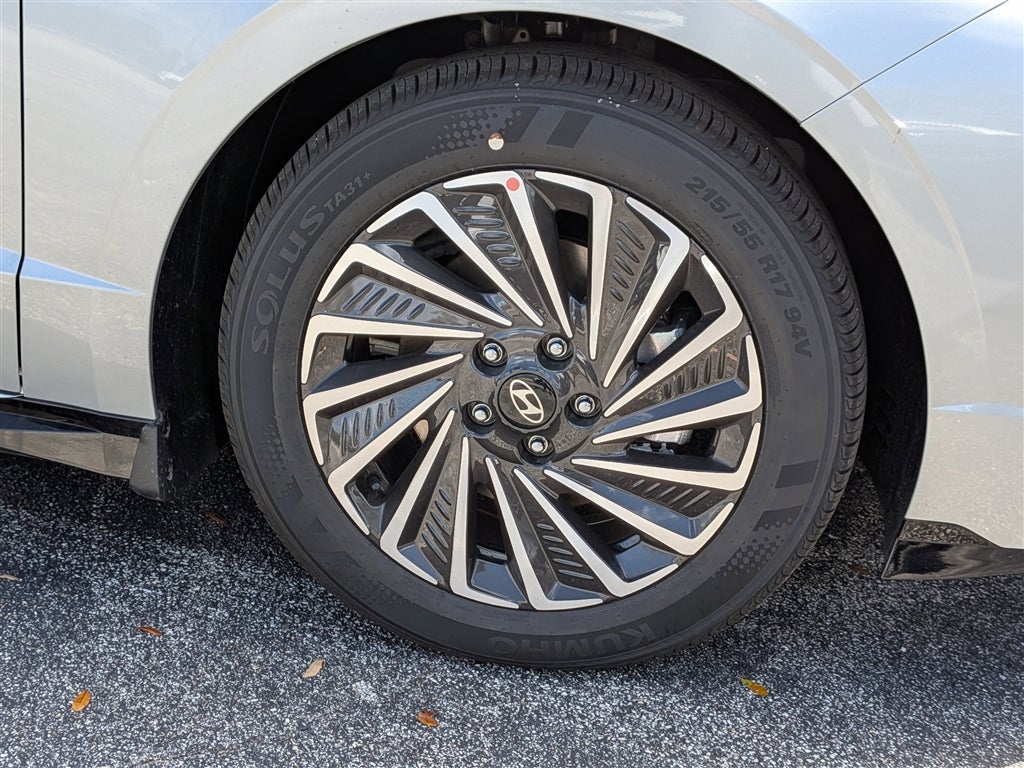 2026 Hyundai SONATA HYBRID SEL