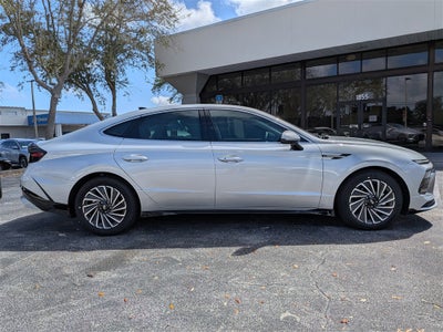 2026 Hyundai SONATA HYBRID SEL