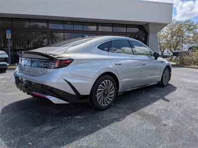 2026 Hyundai SONATA HYBRID SEL