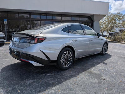 2026 Hyundai SONATA HYBRID SEL