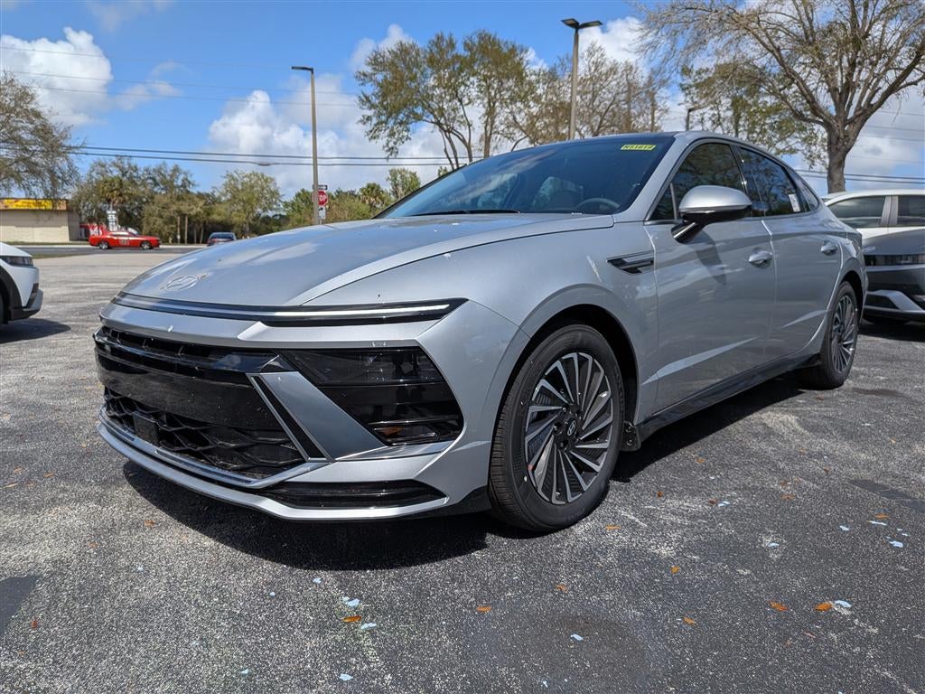 2026 Hyundai SONATA HYBRID SEL