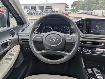 2022 Hyundai SONATA SEL