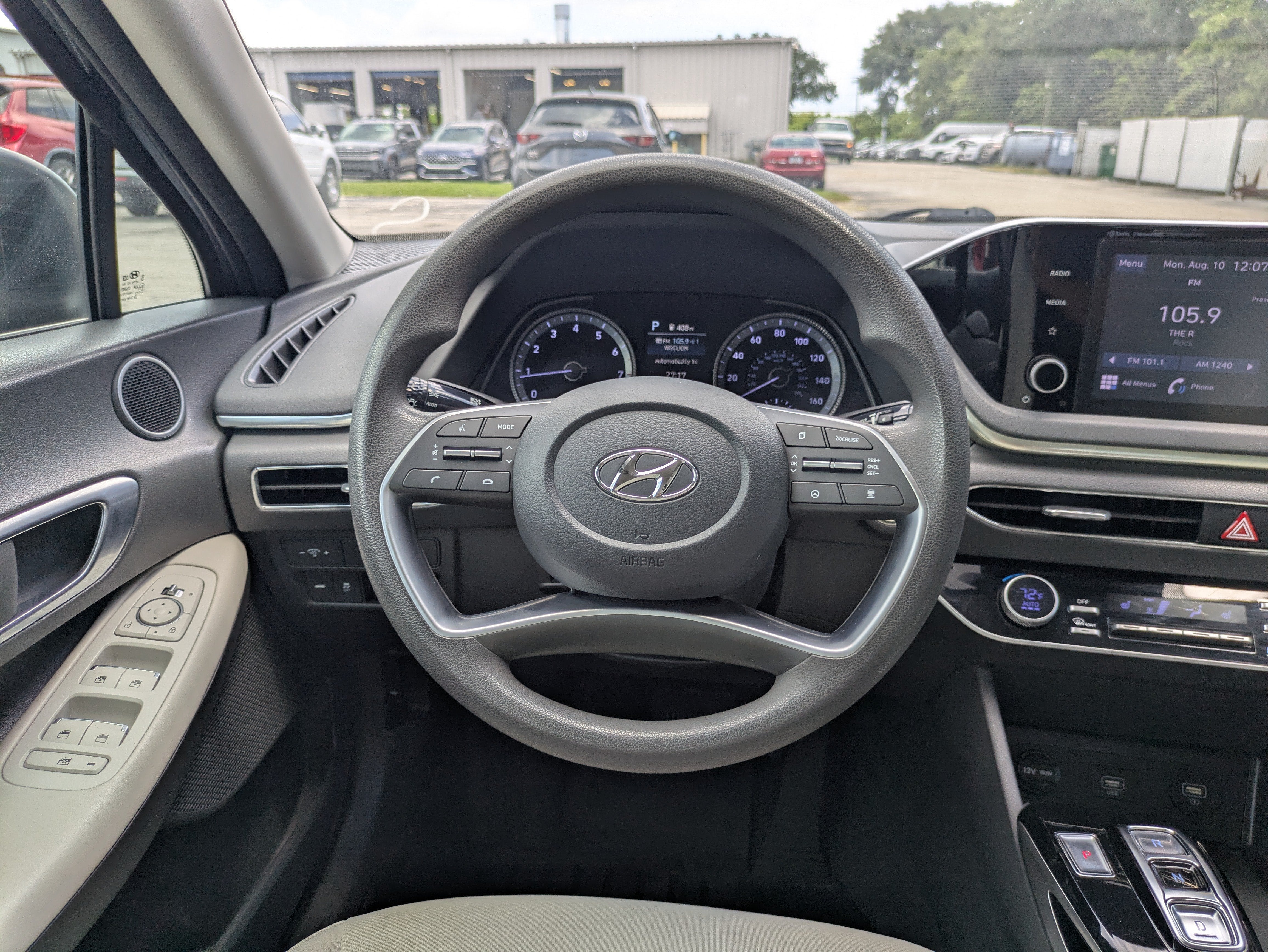 2022 Hyundai SONATA SEL
