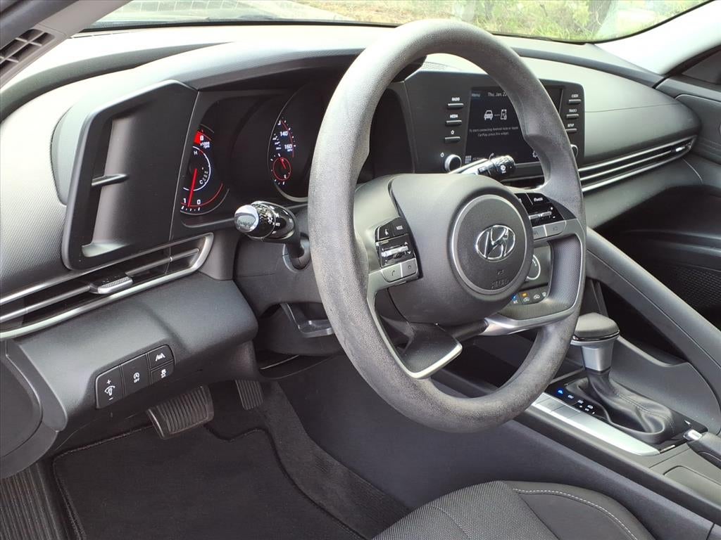 2021 Hyundai ELANTRA SE