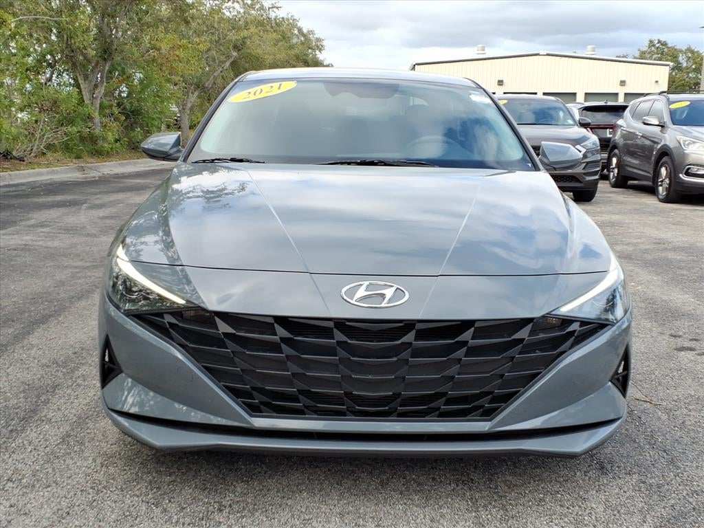 2021 Hyundai ELANTRA SE