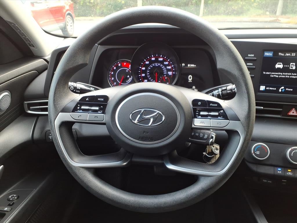 2021 Hyundai ELANTRA SE