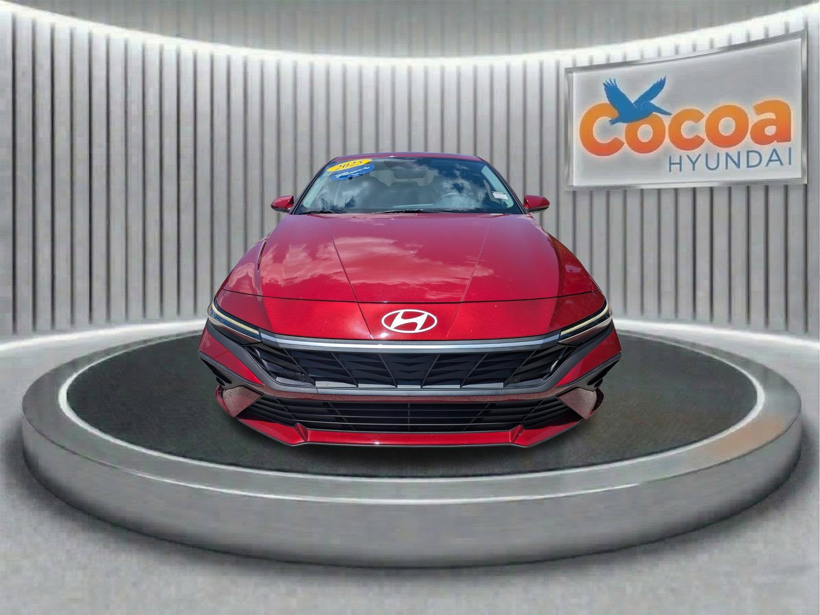 2025 Hyundai ELANTRA SE