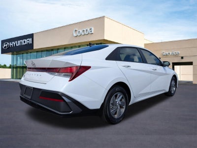 2026 Hyundai ELANTRA SE