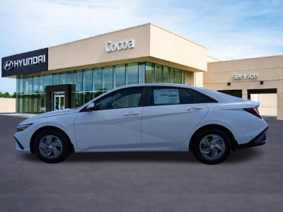 2026 Hyundai ELANTRA SE