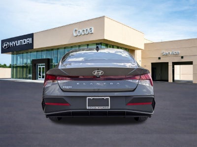 2026 Hyundai ELANTRA SE
