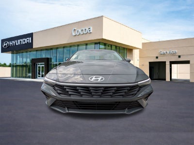 2026 Hyundai ELANTRA SE