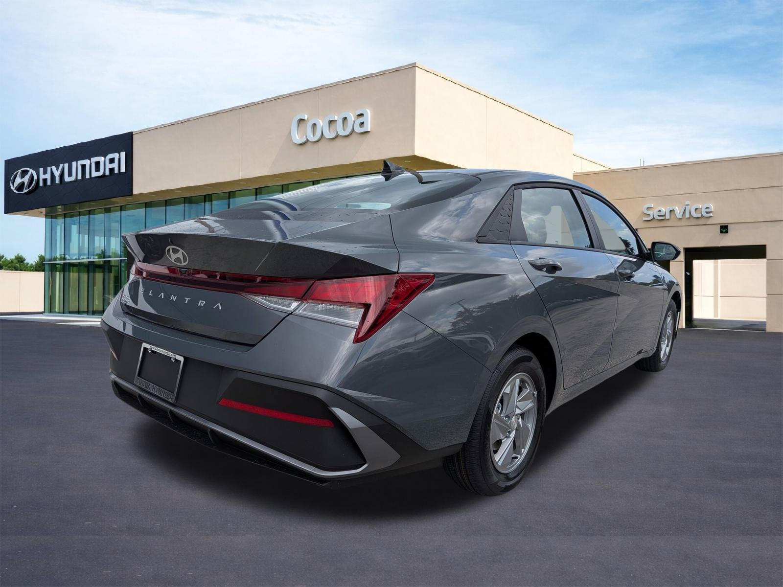 2026 Hyundai ELANTRA SE