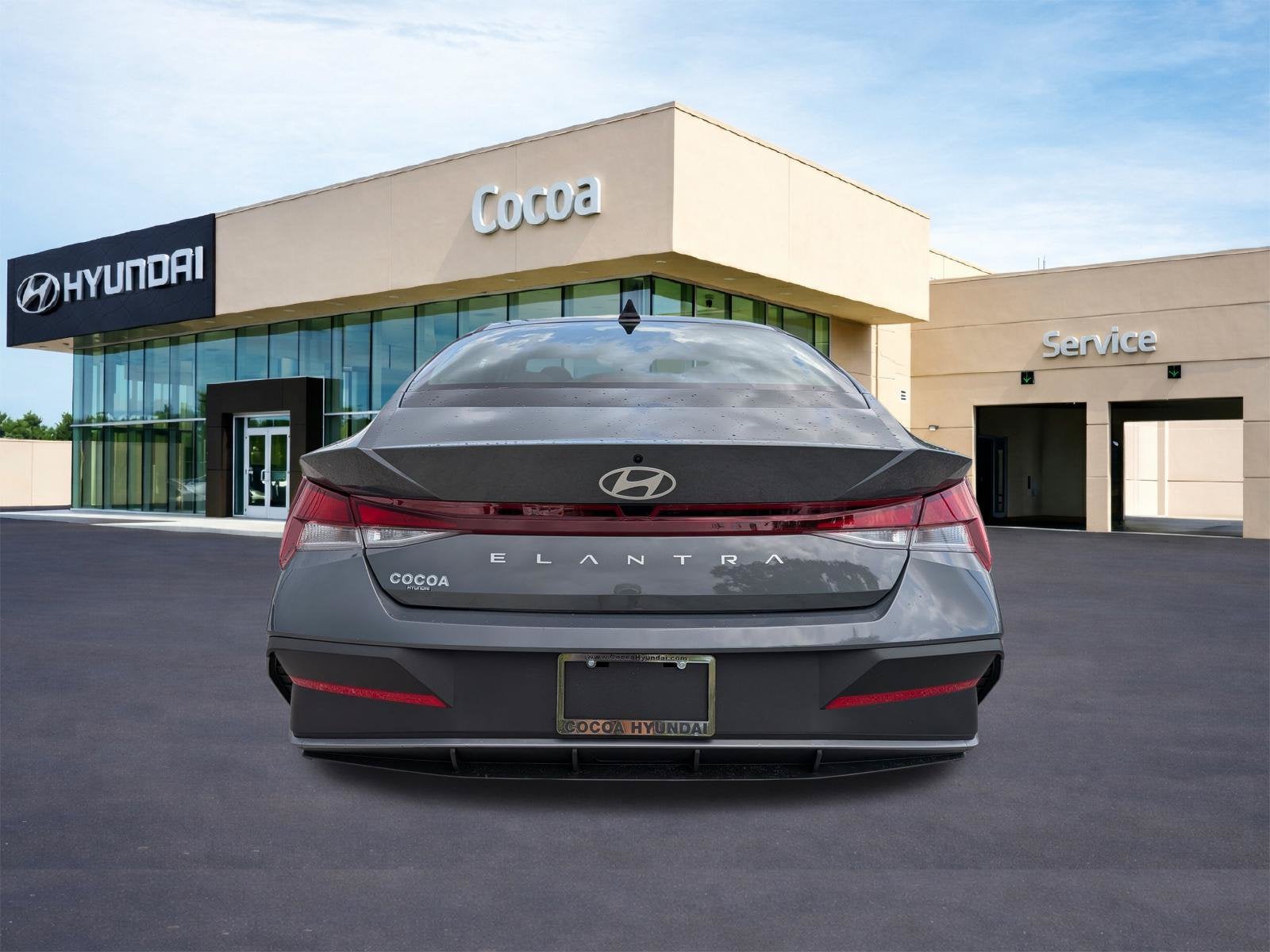 2026 Hyundai ELANTRA SE