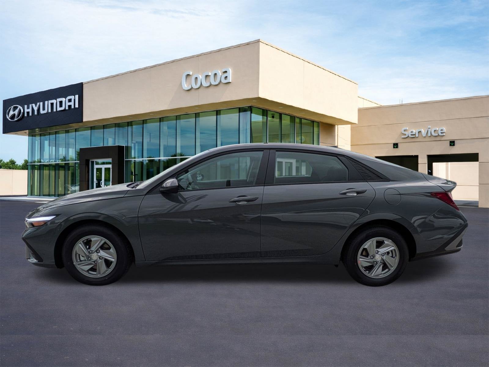 2026 Hyundai ELANTRA SE