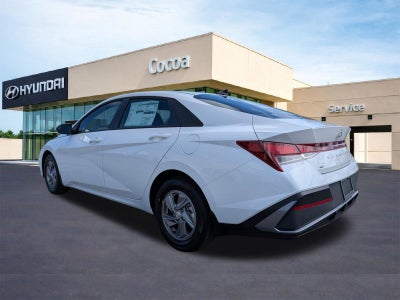 2026 Hyundai ELANTRA SE