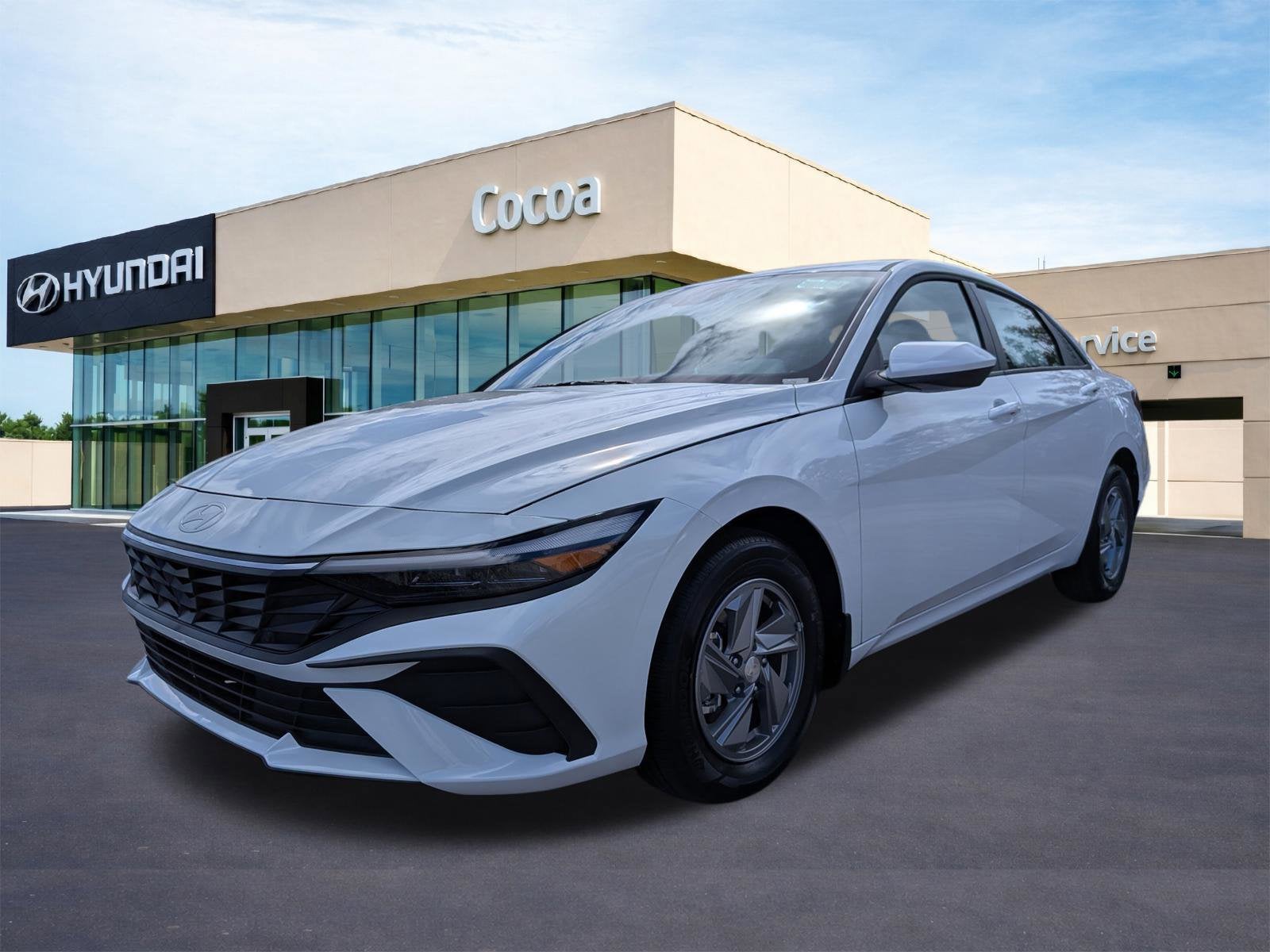 2026 Hyundai ELANTRA SE