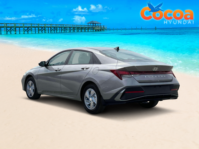 2025 Hyundai ELANTRA SE