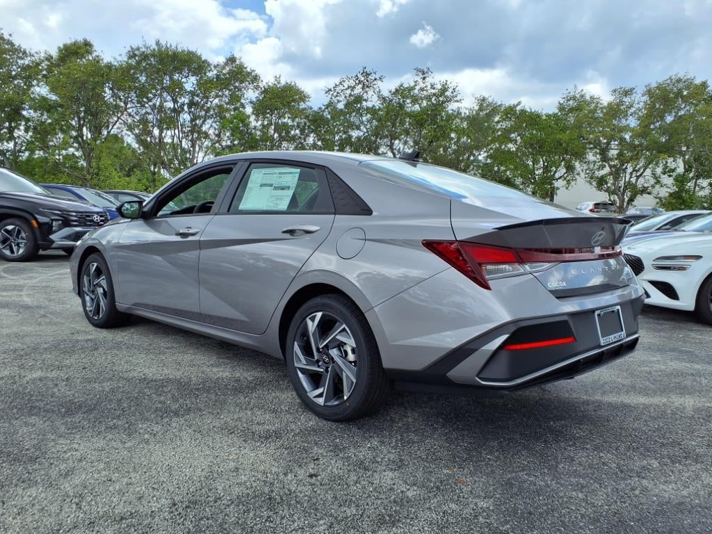 2025 Hyundai ELANTRA SEL Sport