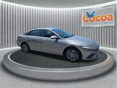 2024 Hyundai ELANTRA SEL