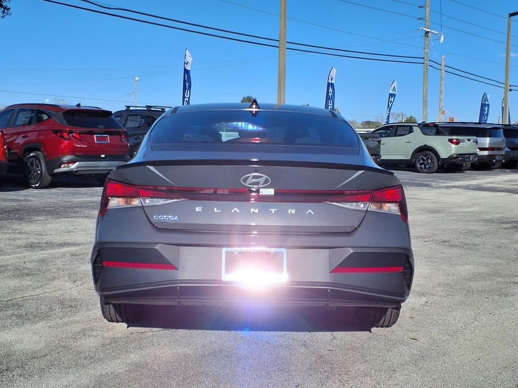 2025 Hyundai ELANTRA SEL Sport