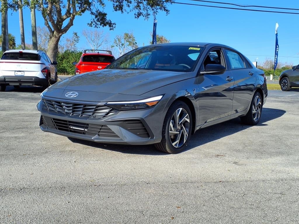 2025 Hyundai ELANTRA SEL Sport