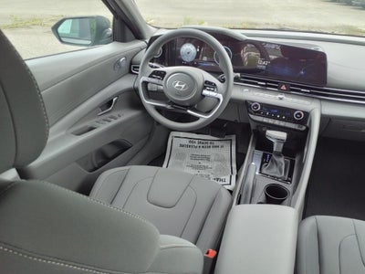 2024 Hyundai ELANTRA SEL