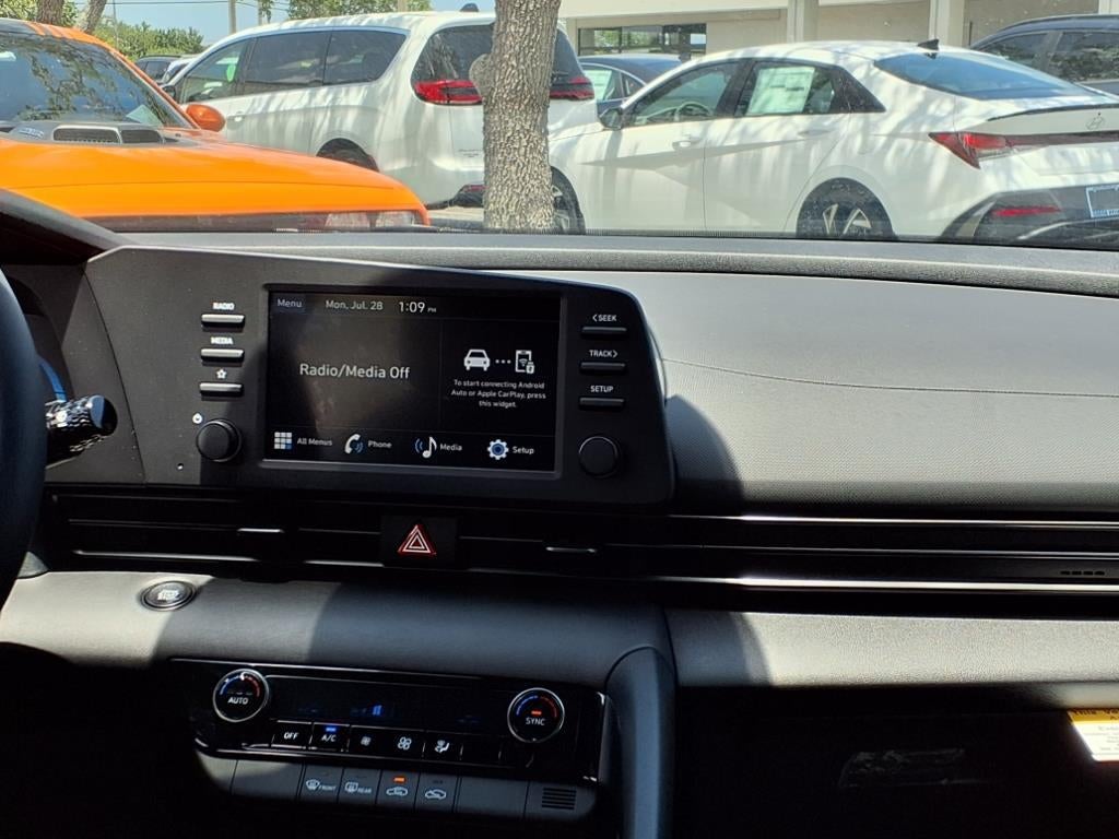 2025 Hyundai ELANTRA SEL Sport