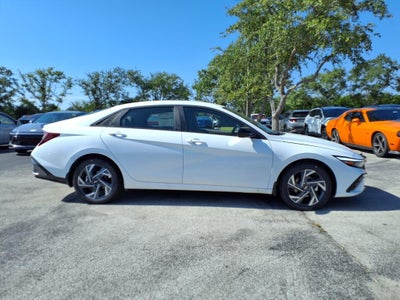 2025 Hyundai ELANTRA SEL Sport