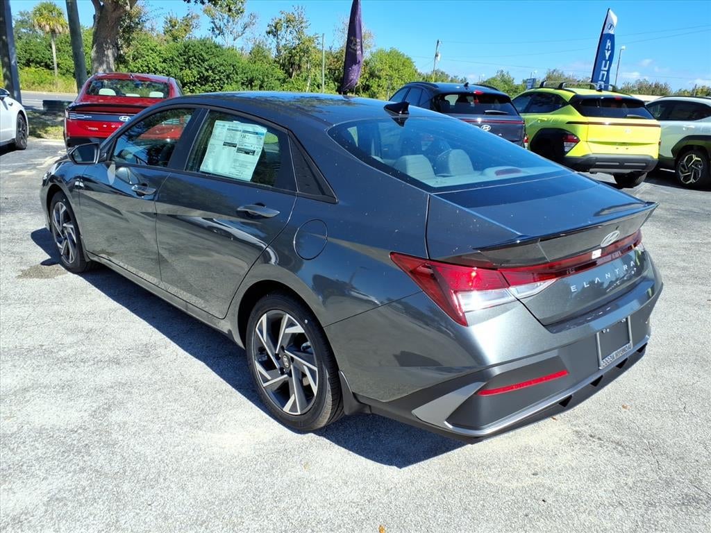 2025 Hyundai ELANTRA SEL Sport