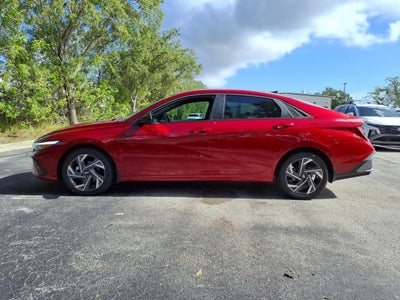 2025 Hyundai ELANTRA SEL Sport