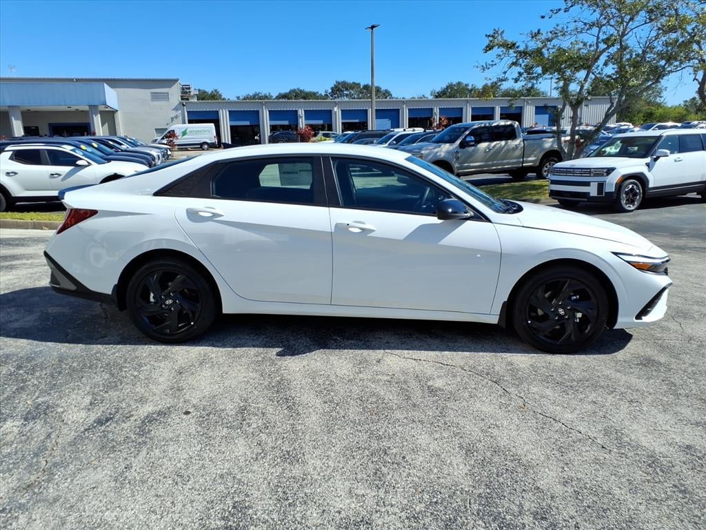 2026 Hyundai ELANTRA HYBRID SEL Sport