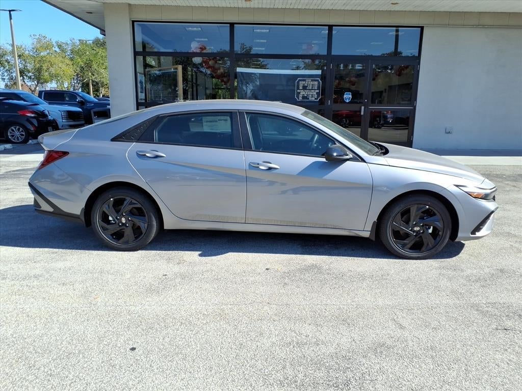 2026 Hyundai ELANTRA HYBRID SEL Sport