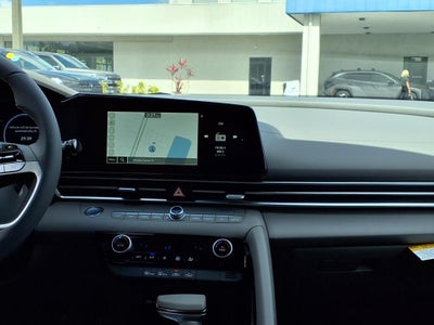 2025 Hyundai ELANTRA HYBRID SEL Sport