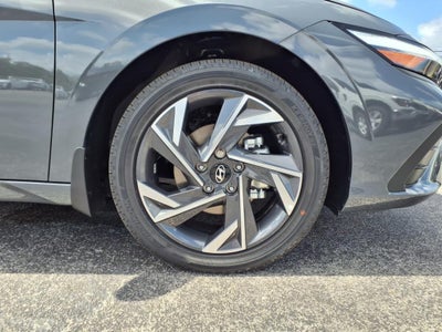 2025 Hyundai ELANTRA HYBRID SEL Sport
