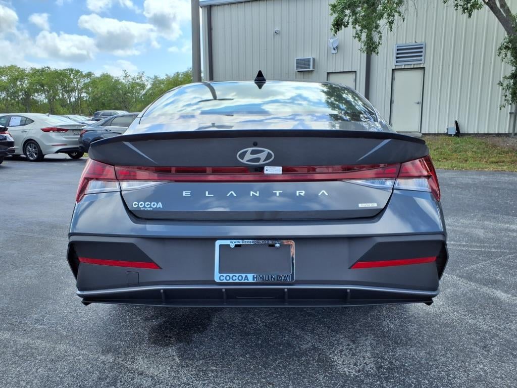 2025 Hyundai ELANTRA HYBRID SEL Sport